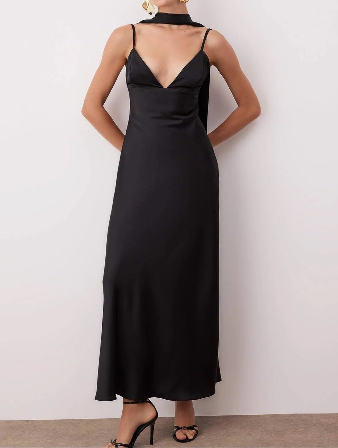 SOERA Astraea Satin Maxi Dress with Scarf - Dress - Black XS