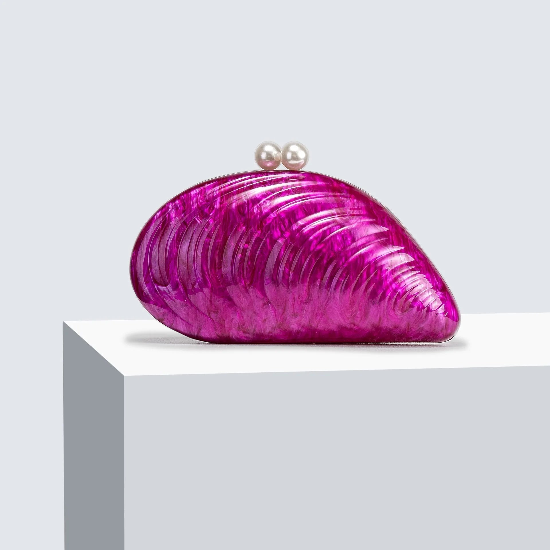 SOERA Valentina Shell-Shaped Clutch Purse - Handbags - White