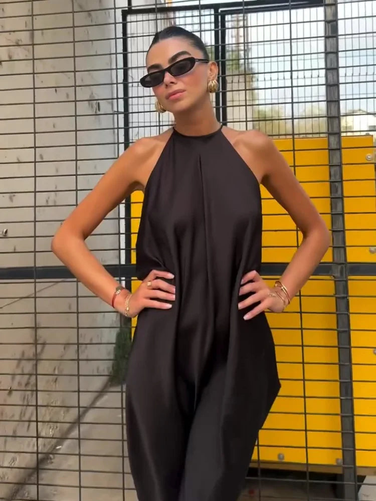 Indira robe longue en satin à col halter