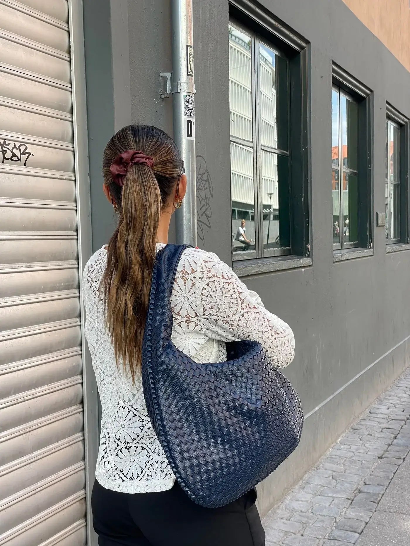 SOERA Woven bag XL - Handbags - DBAD2-QL367007 darkbrown