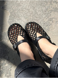 Bianca geweven holle platte sandalen